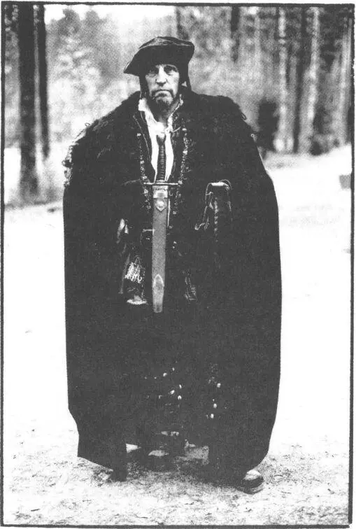 Д А Пригов в роли персонажа фильма А Германастаршего История Арканарской - фото 63