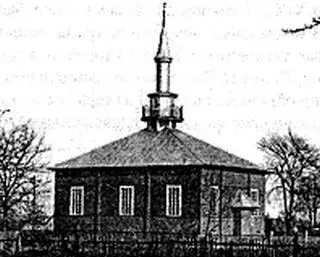 В июле 1944 г Ивье во время освобождения от немцев было подвергнуто мощному - фото 28