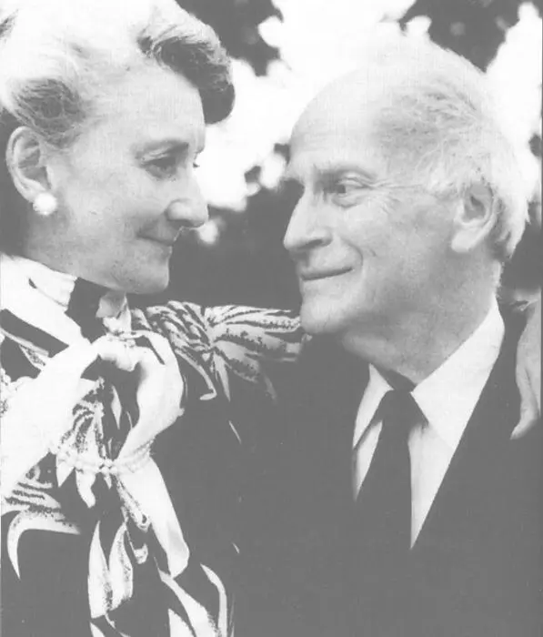 С Дианой в Лондоне 1992 год Замира Уильям и Доминик на церемонии посвящения - фото 101
