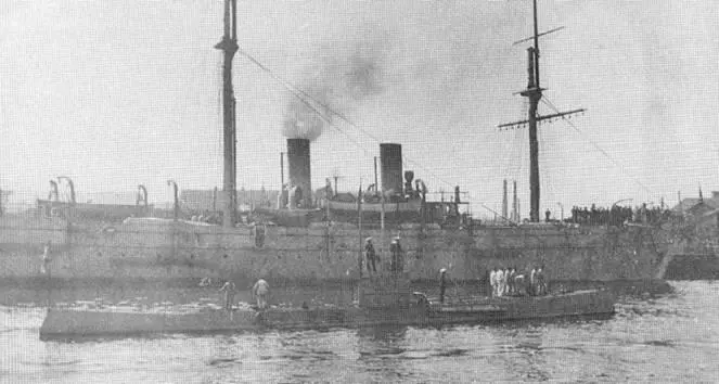 В Либаве 1910е гг Подводные лодки типа Кайман в различные периоды - фото 77