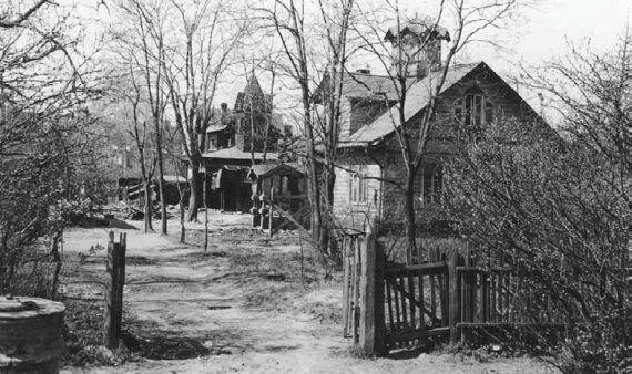 Старая застройка на нынешней Дрезденской улице накануне реконструкции Фото - фото 159