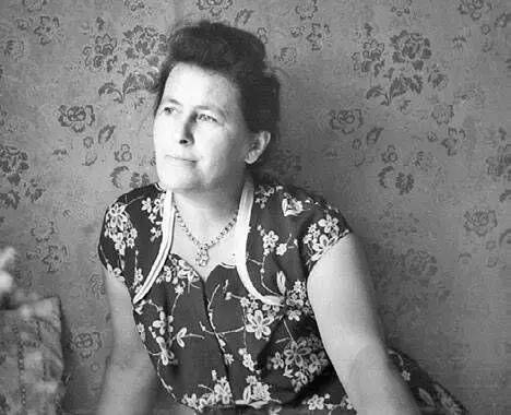 РА Эрлих Фото середины 1950х гг ФЕ и РА Эрлихи Фото середины - фото 318