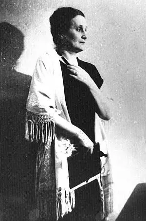 Анна Андреевна Ахматова Фотография 1940х гг Особенно часто Анна Андреевна - фото 27