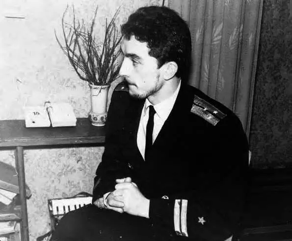 1 Беда пришла внезапно Она всегда как заметил Алексей приходит неожиданно - фото 38