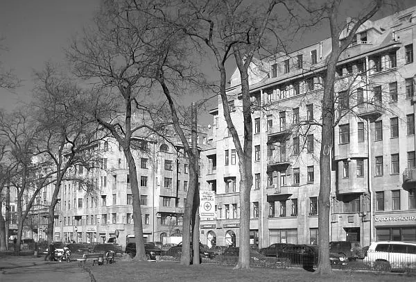 Дом 60 по улице Некрасова 2014 год Дома построили с размахом Имелись лифты - фото 155