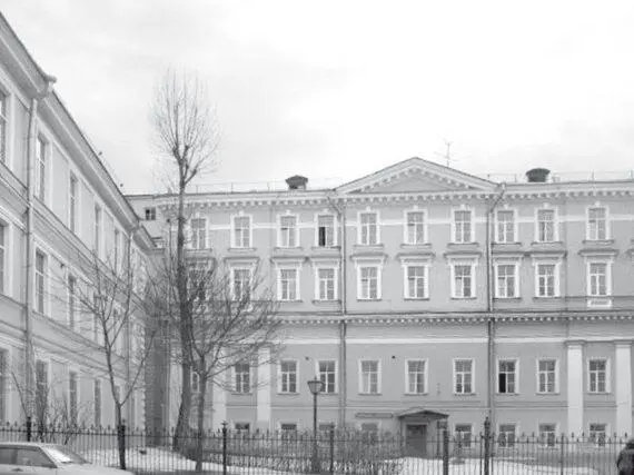 Набережная реки Фонтанки дом 148 В 19121913 годах с отрядом сестер - фото 99