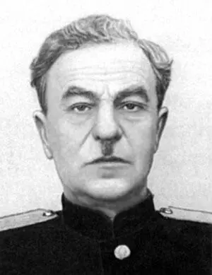 ДС Пашенцев ДС Пашенцев родился в 1885 г в городе Ливны В 1911 г окончил - фото 102