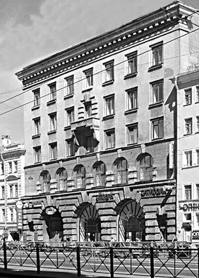 Дом 74 В 1849 г участок с деревянным домом принадлежал наследникам - фото 117