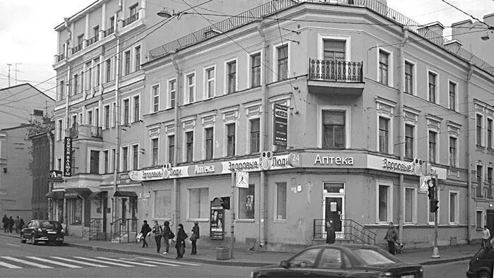 Дом 193 Этот трехэтажный жилой дом построен в 1896 г военным инженером НА - фото 180