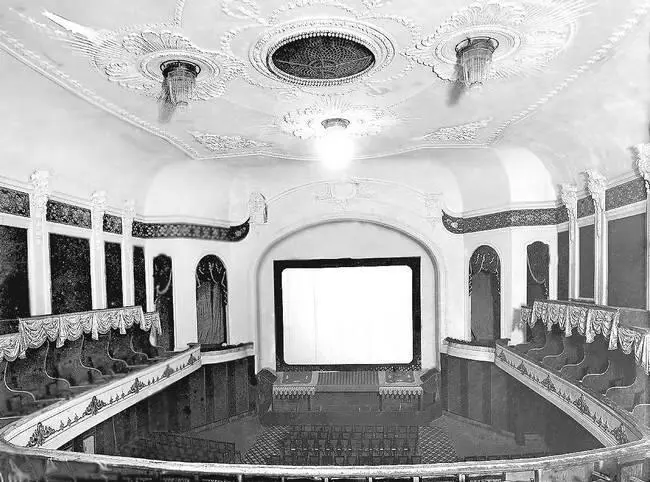 Зрительный зал кинематографа Пикадилли Фотография 1913 года Вход в - фото 177