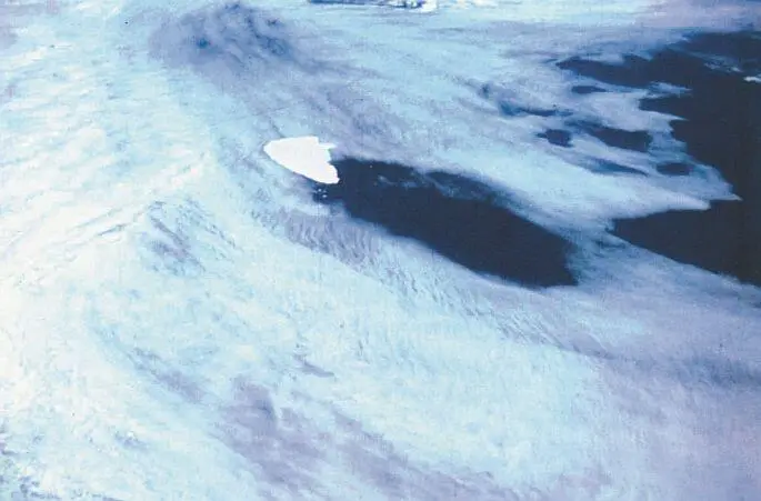 Оптическая иллюзия тарелка над облаками Нет айсберг в океане под облаками - фото 42