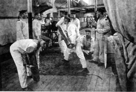 На линейном корабле Слава тренировки заряжающих 19121913 гг Для полноты - фото 26