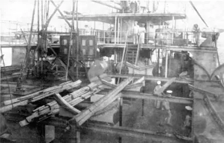 На линейном корабле Слава вид на ростры 19121913 гг Второй платеж за - фото 33