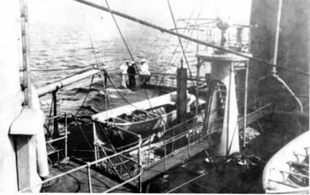 На линейном корабле Слава вид на ростры 19121913 гг Второй платеж за - фото 34