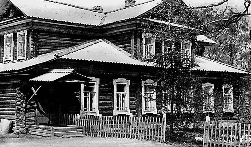 Дом Гумилевых в Слепневе Фотография С П Лукницкого 1987 год Таковы две - фото 88
