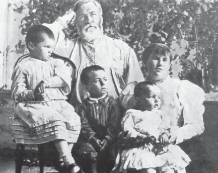 П Д Баллод с семьёй на Ниманских присиках 1895 г Балллод понимал что - фото 12
