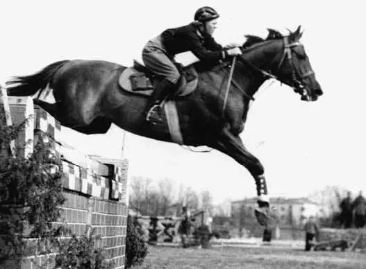 Татьяна Куликовская 1940е гг Мастер спорта и мастерпреподаватель верховой - фото 32