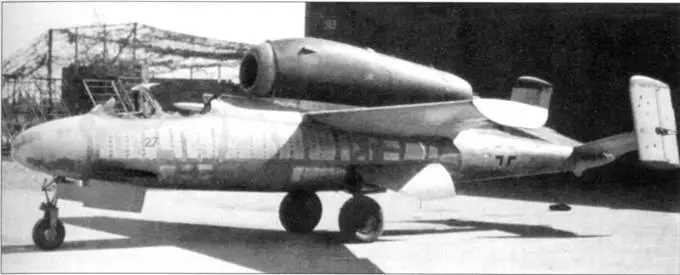 Этот Не 162А1 был найден американцами пред ангаром завода Юнкерc в Бернбурге - фото 30