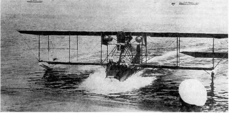 Летающая лодка Curtis модели F Севастополь Октябрь 1914 г Кабина - фото 52