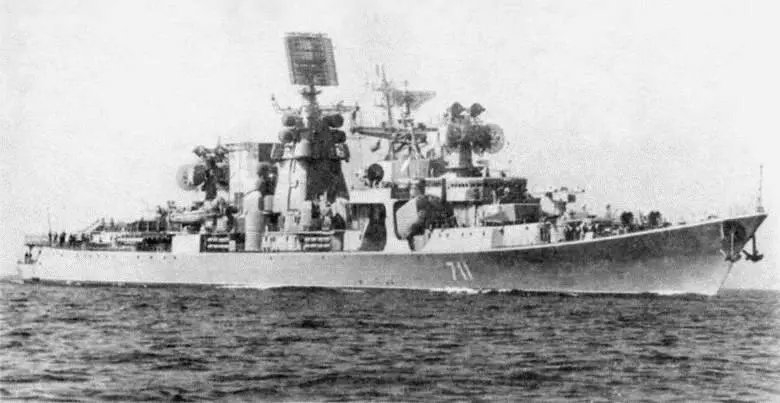 Большой противолодочный корабль пр 11346 Пуск ракеты ОсаМА - фото 90