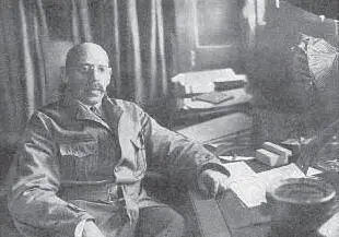 РЛСамойлович На столе подаренный ему компас Италии Самойлович1928 - фото 41