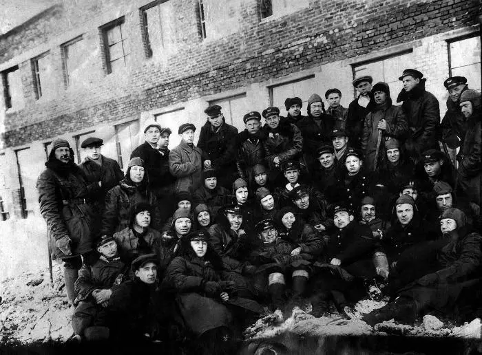 Дирижаблестроевцы Воздухоплаватели Митягин Почекин Демин Попов Суслов - фото 73