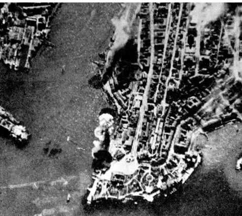 Кадры фотосъемки гавани Севастополя 12 ноября 1941 г сделанные германским - фото 79
