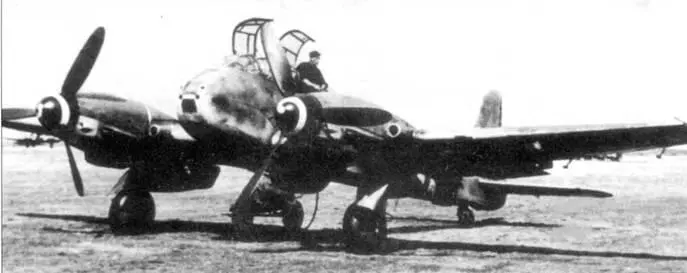 Мe410B1U2R4 готовят к очередному вылету КенигсбергНеумарк 1944 г - фото 166