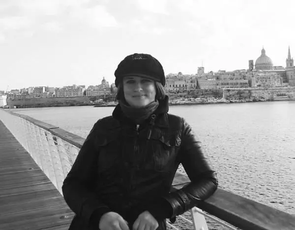 Родилась в Москве в 1992 году Окончила школу в 2010 году В этом же году - фото 2