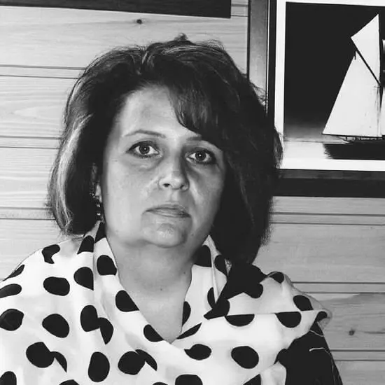 Поэт и прозаик Родилась в Москве В детстве писала стихи небольшие рассказы - фото 6