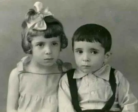 Ниночка и Марик Бубик Серманы Лето 1949 г За Ниночкой приехала - фото 32