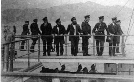На мостике Адмирала Корнилова 1894 г В министерстве об этом никогда не - фото 16