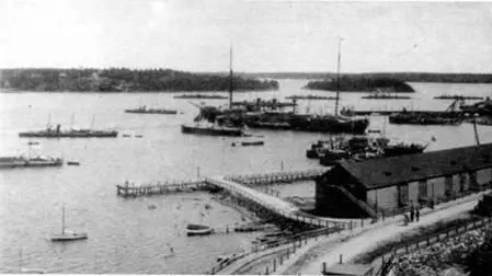 Адмирал Корнилов на Балтике 19071910 гг Другие его соплаватели по - фото 21