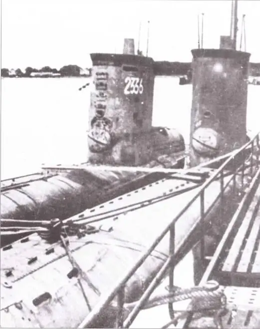 U 2336 рядом с U 2341 и U 541 в Лисхалли Две самые успешные подлодки XXIII - фото 87