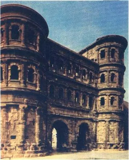Порта Нигра Трир Конец II в н э Арка Константина IV в н э Рим - фото 193