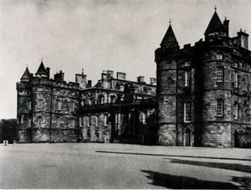 Дворец Холируд Главный фасад Поскольку королевский двор покинул Эдинбург еще - фото 23