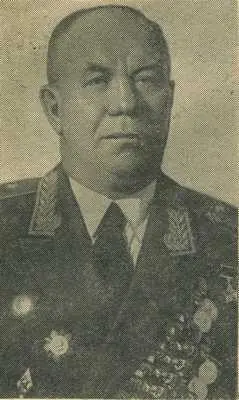 Родился в 1901 году в селе Даровое Веневского района Тульской области в семье - фото 200