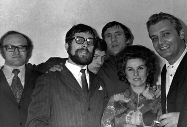 21 февраля Дом Книги 21 февраля Клуб Эврика Фото А Коржавина - фото 78