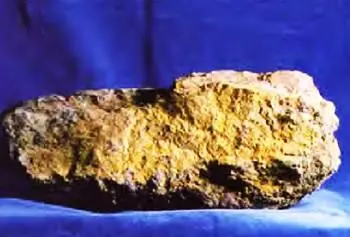 Уранитовая руда Чем же вреден уран Он подобно другим тяжелым металлам - фото 69
