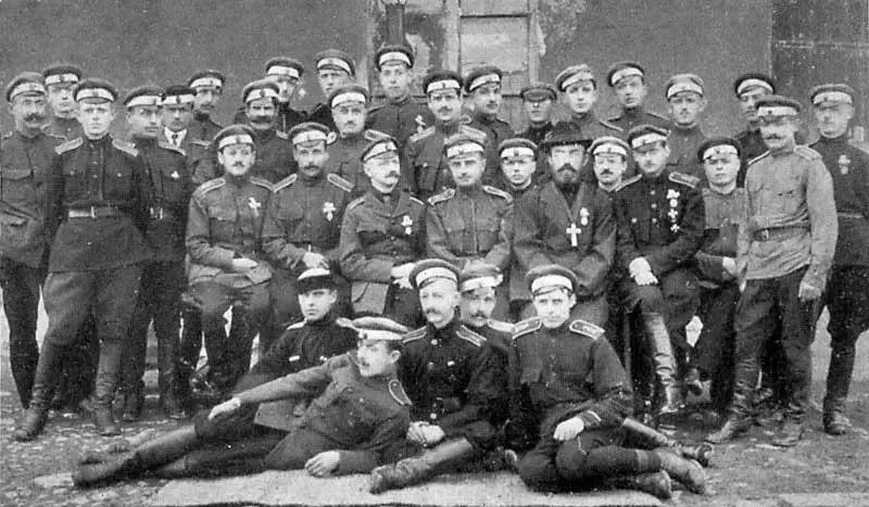 Офицеры Дроздовской стрелковой дивизии 1920 г Обложки книг ЯА Слащова - фото 35