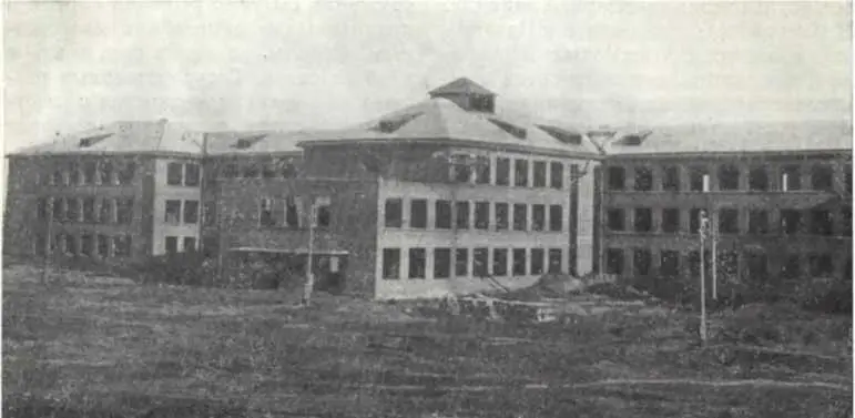 Строительство хирургического корпуса медицинского городка ХТЗ 1934 г Забота - фото 114