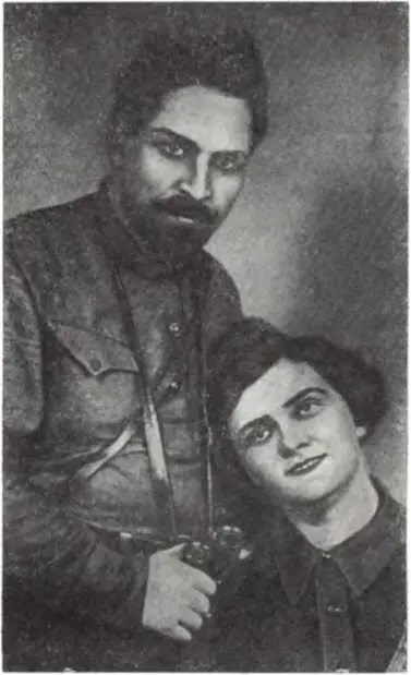 О А Петрусенко и А А Иванов исполнители главных ролей в опере Б Н - фото 160