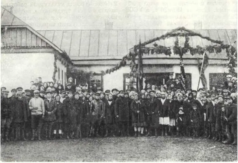 Открытие Дома батрака с Карловна Киевского округа 1927 г Сельские - фото 73