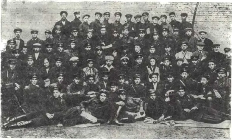 Участники Всеукраинской военношефской конференции октябрь 1932 г 2 - фото 87