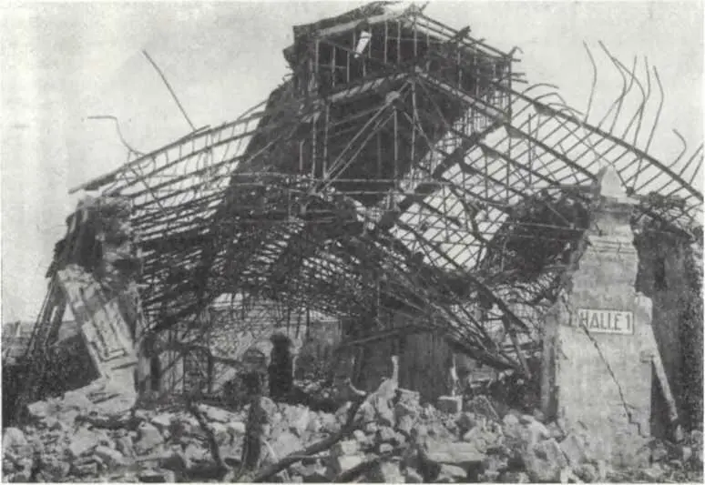 Руины литейного цеха Николаевского судостроительного завода 1944 г - фото 141