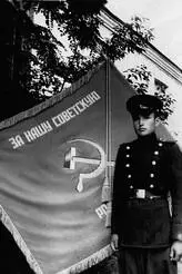 Завтра к девяти нольноль твои фото будут готовы Возьмёшь здесь же у - фото 5
