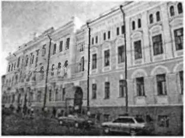 Здание съездов горнопромышленников в Харькове Несомненно основная заслуга в - фото 4