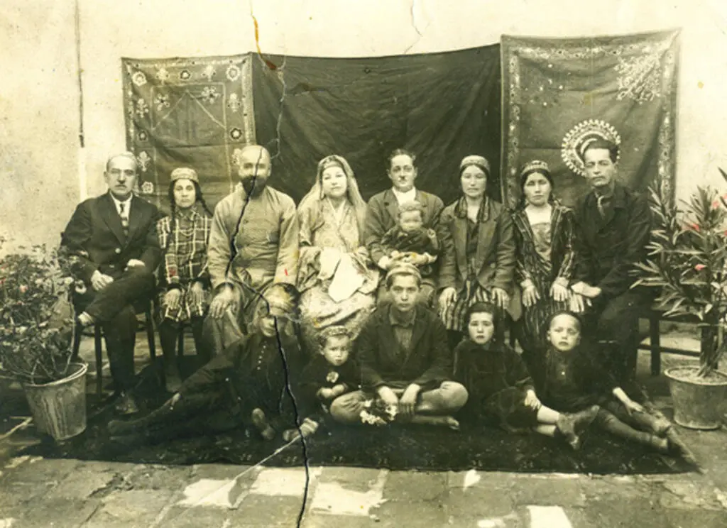 Прадед Саид с потомством Бухара 1932 г Фото из семейного архива автора О - фото 4