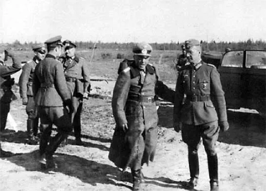 Генерал из трясины Судьба и история Андрея Власова Анатомия предательства - фото 48