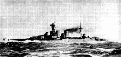 Линейный крейсер Худ на ходовых испытаниях 10 января 1920 г В начале 1918 - фото 39